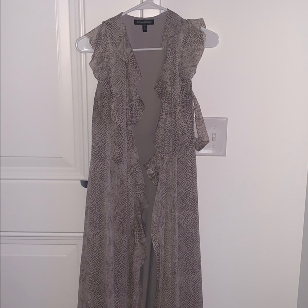 BANANA REPUBLIC — purple snakeskin maxi dress